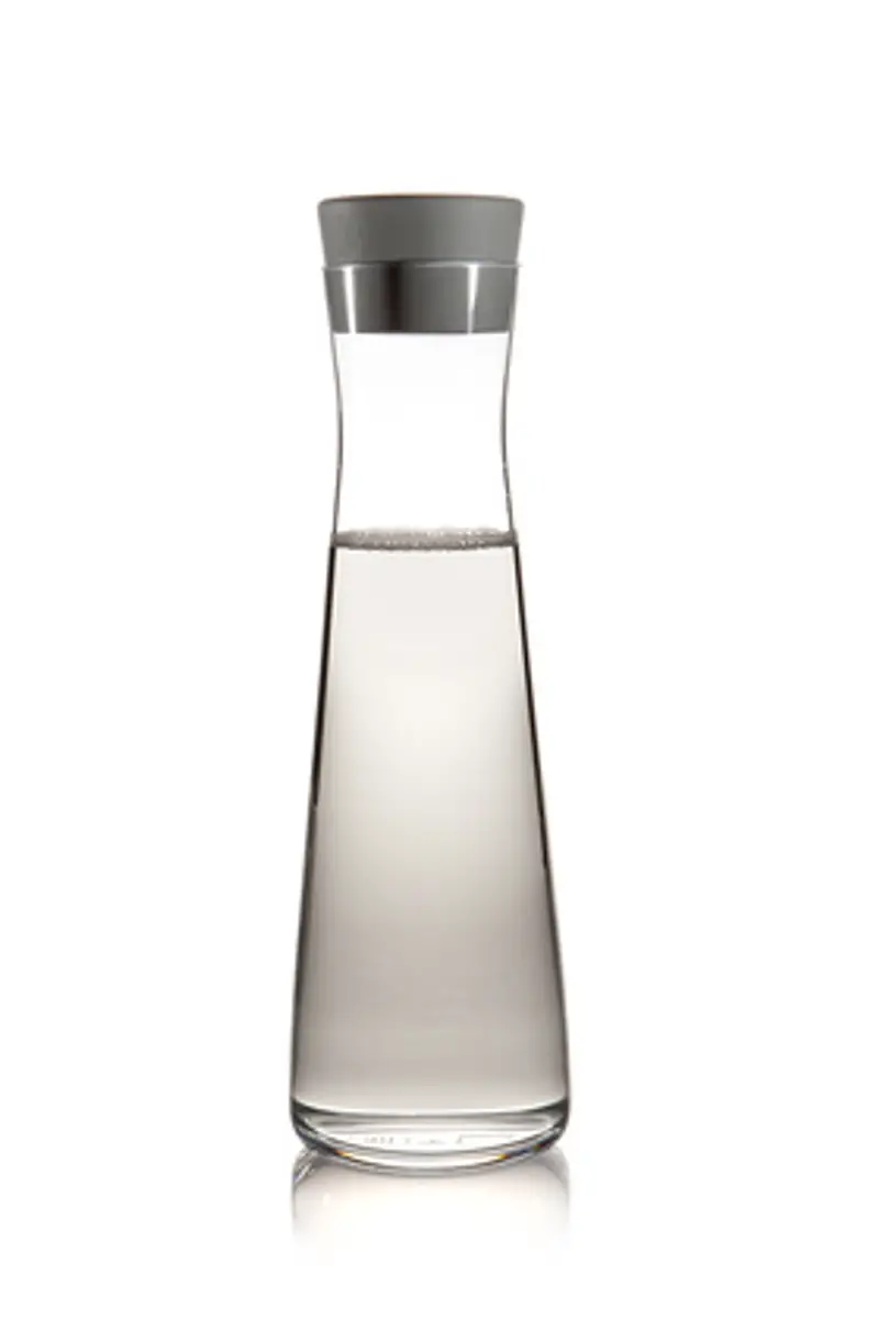 Berta Crystal Carafe Consumer Product Design by ATL 2021 12 20 190526 ogzc 2022 01 14 212732 dzry